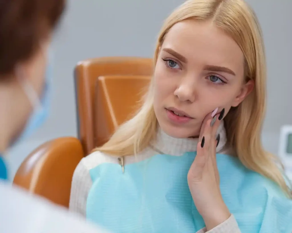 Kist Enükleasyonu Nedir? Çene Kistlerinde Ameliyat ve İyileşme Süreci